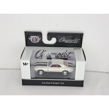 M2 Machines 1:64 Chevrolet Camaro Z/28 RS 1968 white